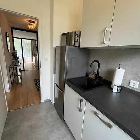 W&d Living - Kleines Italien Mit Parkplatz Und Balkon 첼레