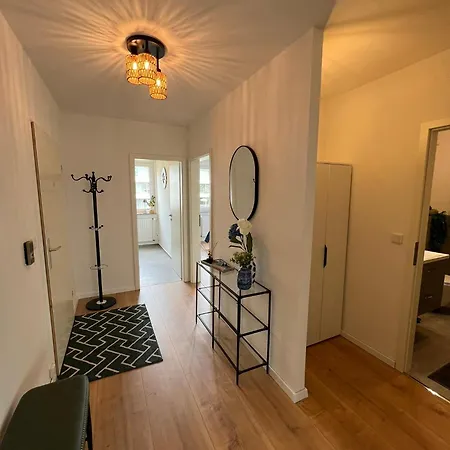 Apartment W&d Living - Kleines Italien Mit Parkplatz Und Balkon *