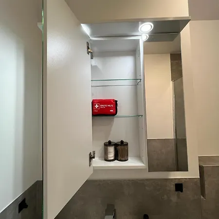 W&d Living - Kleines Italien Mit Parkplatz Und Balkon *