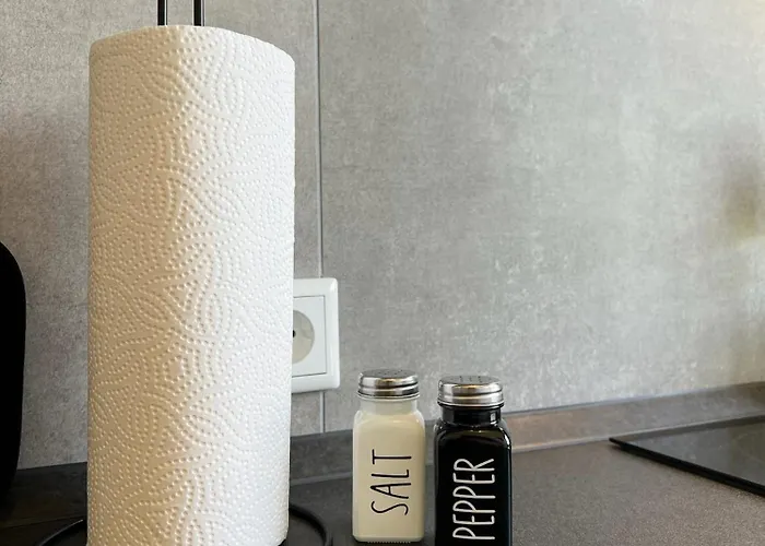 公寓 W&d Living - Kleines Italien Mit Parkplatz Und Balkon